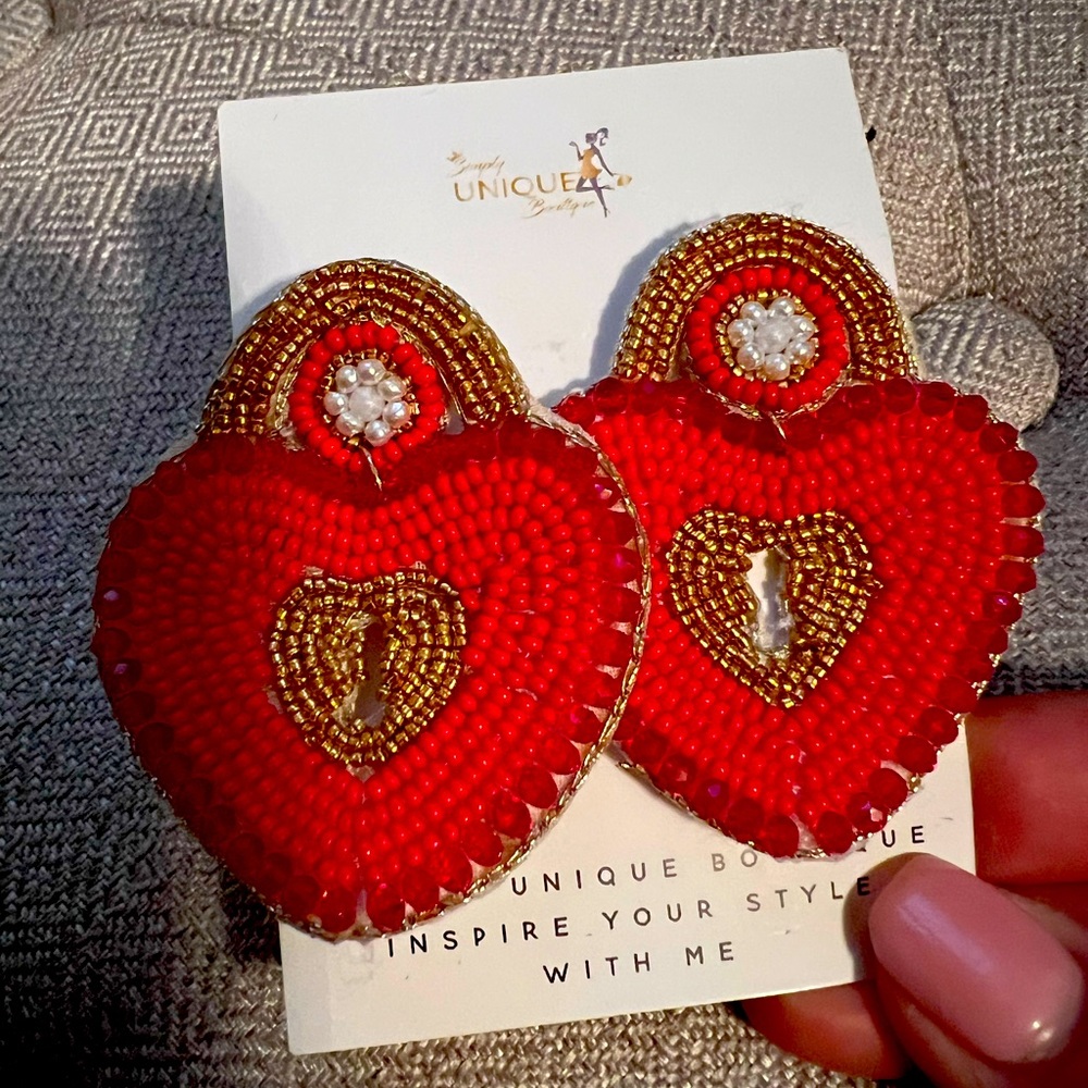 Heart and locket earrings red & gold Light weight